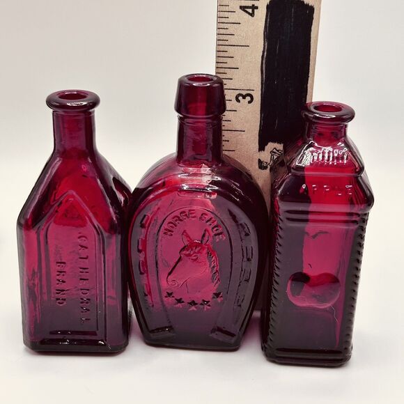 Lot of 6 Vintage Mini Weaton Glass Bottles Ruby Red 3 inch Franklin Apples - Picture 12 of 12